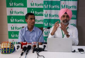 फोर्टिस अस्पताल मोहाली में ‘डीटीएमएस’ थेरेपी की शुरुआत – जटिल मानसिक रोगों के लिए उन्नत ब्रेन स्टिमुलेशन तकनीक 1 फोर्टिस अस्पताल मोहाली में ‘डीटीएमएस’ थेरेपी की शुरुआत – जटिल मानसिक रोगों के लिए उन्नत ब्रेन स्टिमुलेशन तकनीक