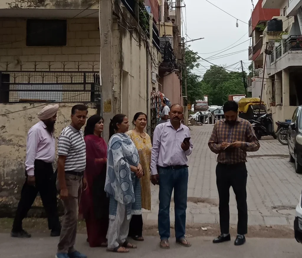 सेक्टर 32 की कॉलोनी में लगेंगे सीसीटीवी पार्कों का होगा विकास