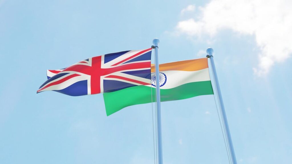 ब्रिटेन और भारत ने हाल ही में एक महत्वपूर्ण मुक्त व्यापार समझौते पर हस्ताक्षर किए।