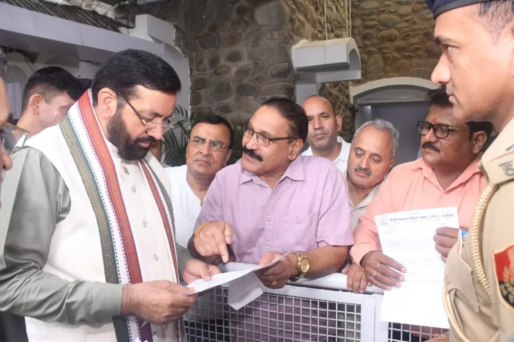 गढ़वाल सभा और उत्तराखंड संगठनों ने नायब सिंह सैनी से लगाई न्याय की गुहार