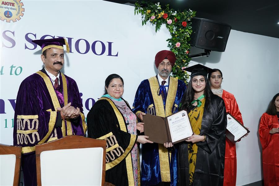 पीएमएल एसडी बिज़नेस स्कूल, चंडीगढ़ में दीक्षांत समारोह