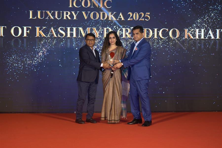 भारत की पहली लग्ज़री वोडका ‘द स्पिरिट ऑफ काश्मीर’ को मिला राष्ट्रीय सम्मान 1 article14027