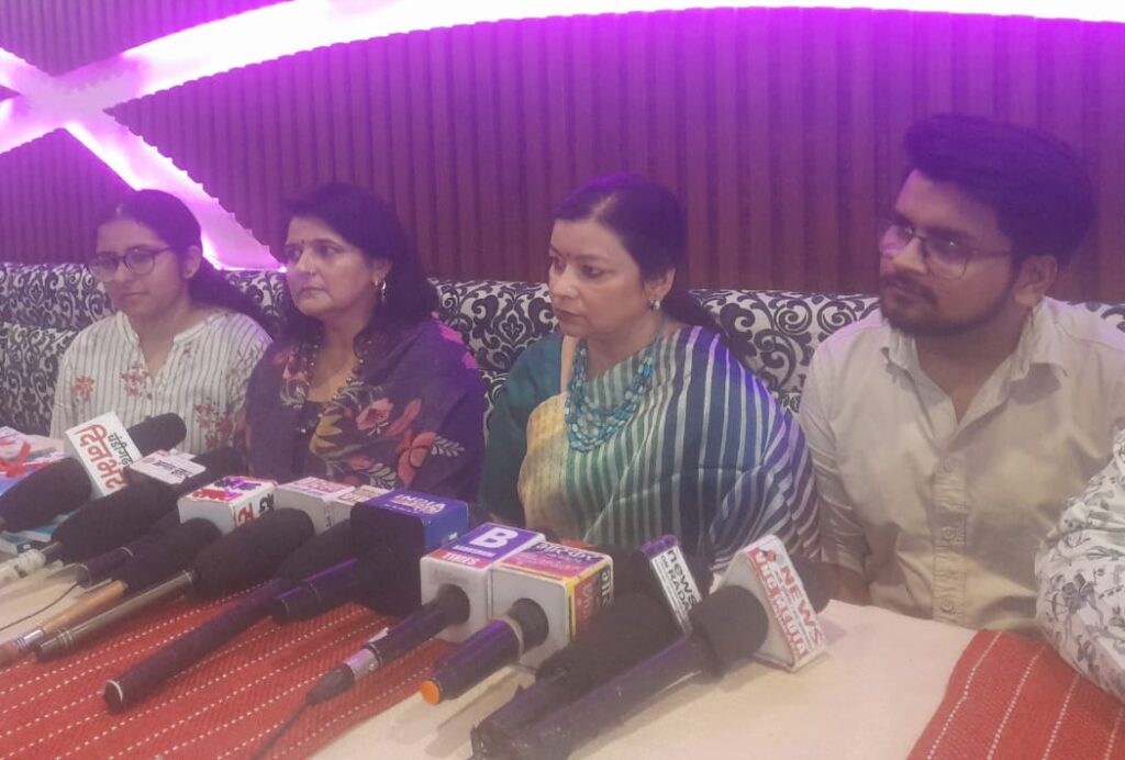 WhatsApp Image 2025 09 24 at 5.29.10 PM e1758719395136