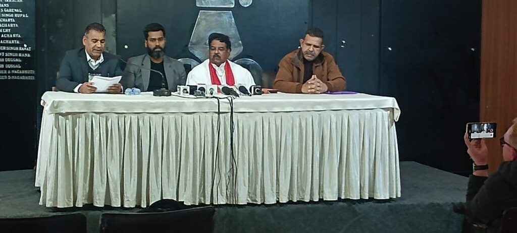 पंजाब भर से आए ईसाई नेताओं द्वारा प्रेस कॉन्फ्रेंस 1 IMG 20251223 WA0243