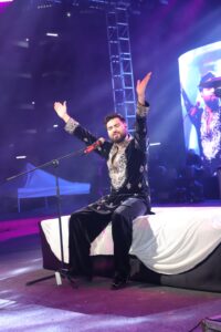 ओमैक्स न्यू चंडीगढ़ में रॉकिंग बैश, बिस्मिल, जस्सी गिल और सुखबीर की शानदार परफॉर्मेंस, 35 हजार से ज्यादा लोग हुए शामिल 1 IMG 20251231 WA0224