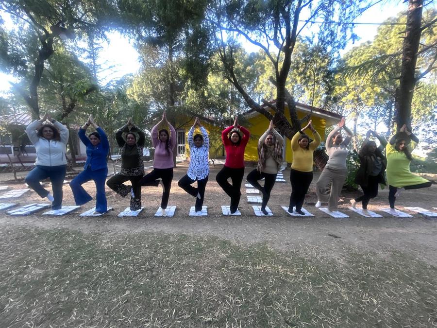 मोरनी हिल्स में वुमैनी ने एक दिवसीय सेल्फ-हीलिंग ट्रैवल कैंप का सफल आयोजन किया 2 article15590