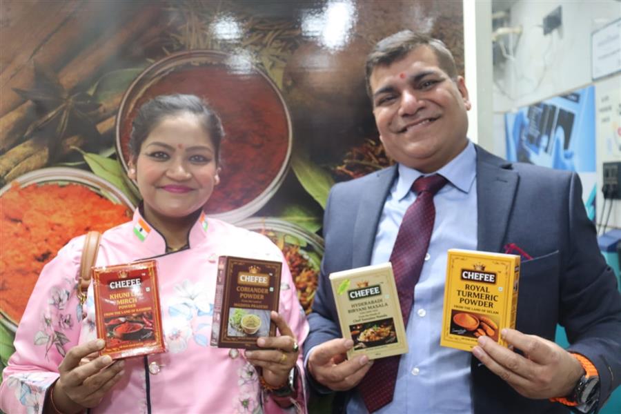 प्रसिद्ध शेफ सुनैना नंदा ने अपने ब्रांड ‘शेफ़ी मसाले’ का भव्य शुभारंभ किया 1 article15759