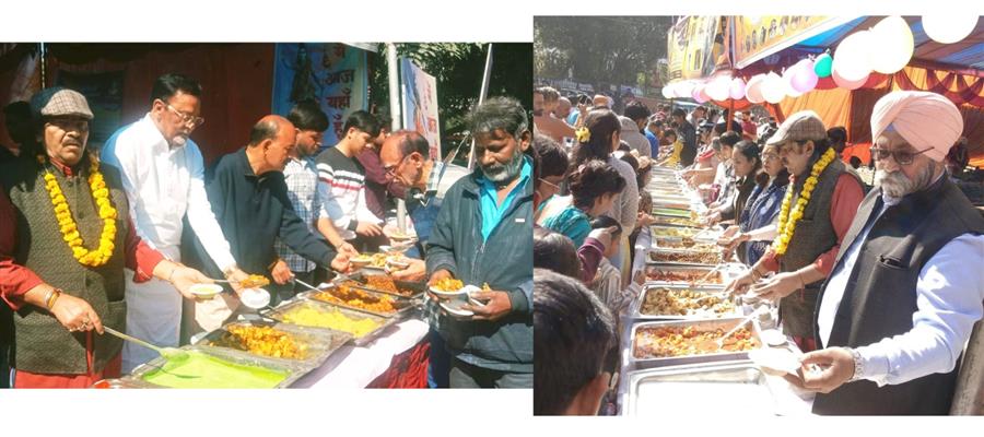 महाशिवरात्रि पर लक्ष्य ज्योतिष संस्थान का 13वां विशाल भंडारा, 31 व्यंजनों का भोग लगाकर भक्तों में प्रसाद वितरित 1 article15835