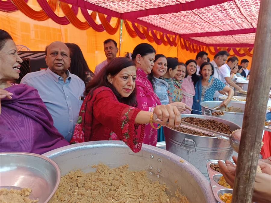 श्री राम भंडारा कमेटी ने विशाल भंडारे का आयोजन कर, भक्ति भाव से मनाया रामनवमी का पर्व 1 article15982