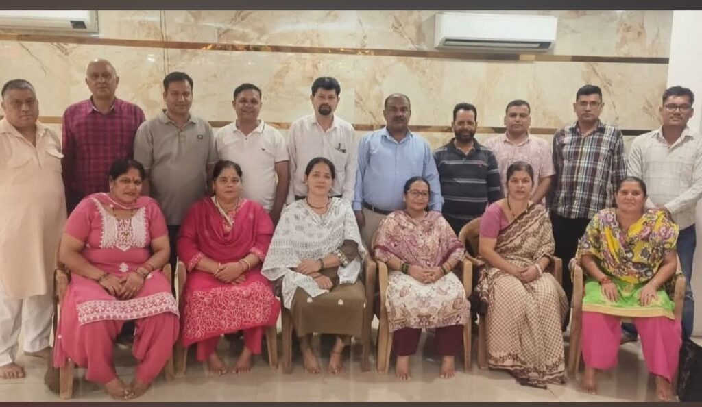 कुमाऊं सभा चंडीगढ़ की महिला प्रकोष्ठ 20 सितंबर को कराएगी मां नंदा-सुनंदा की भव्य चौकी 1 Screenshot 2026 09 16 08 57 04 11 a23b203fd3aafc6dcb84e438dda678b6